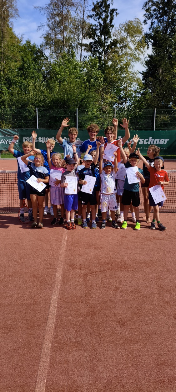 JUGEND TENNISCAMP - 5 Tage voller Tennis & Spaß!
